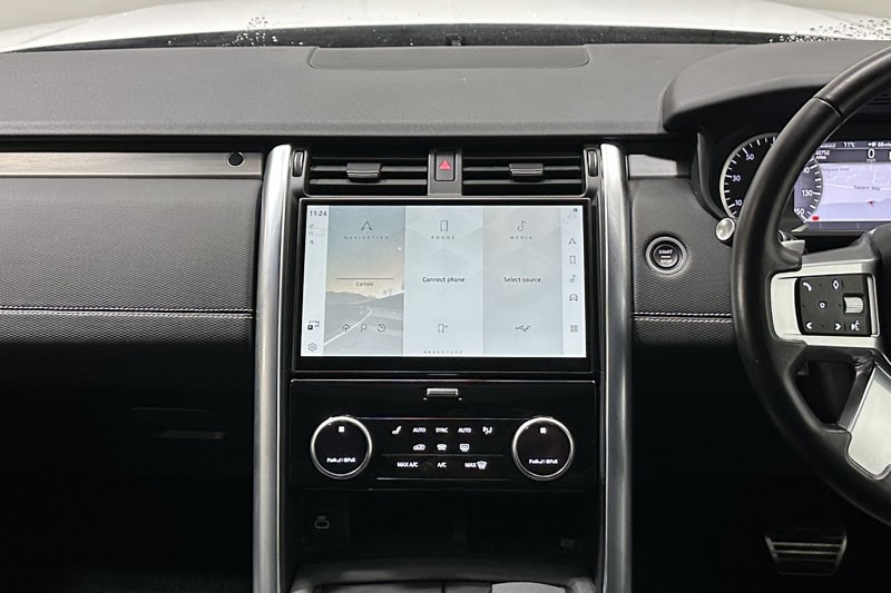 2022 (72) LAND ROVER DISCOVERY 3.0 D300 R-Dynamic SE 5dr Auto 4741611