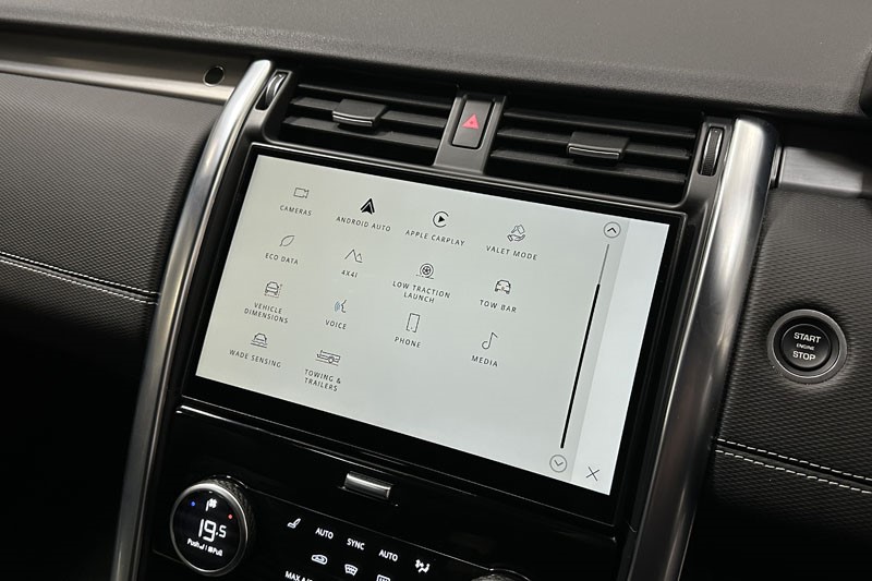 2022 (72) LAND ROVER DISCOVERY 3.0 D300 R-Dynamic SE 5dr Auto 4741634