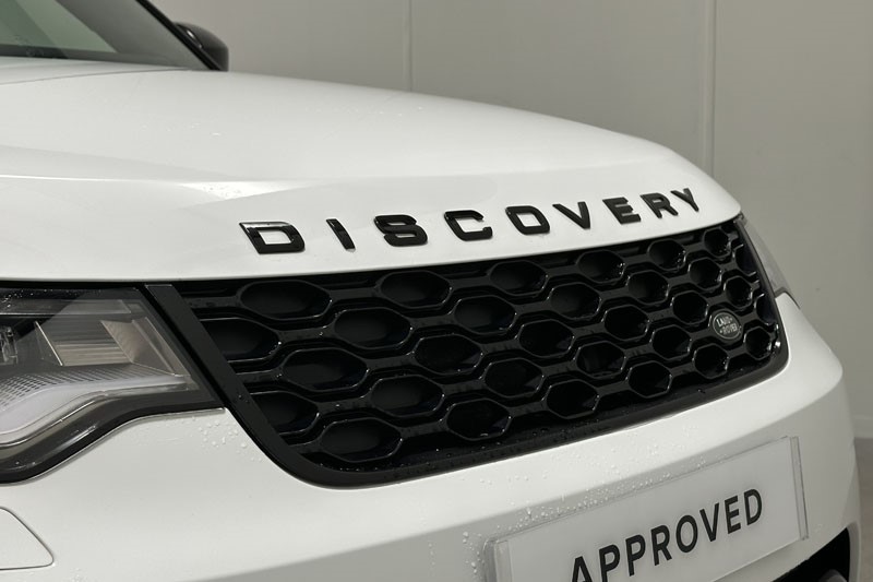 2022 (72) LAND ROVER DISCOVERY 3.0 D300 R-Dynamic SE 5dr Auto 4741657