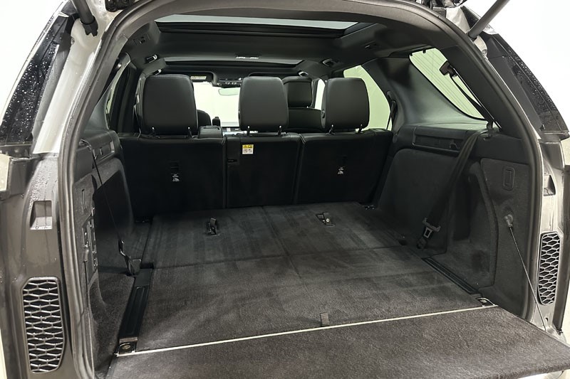 2022 (72) LAND ROVER DISCOVERY 3.0 D300 R-Dynamic SE 5dr Auto 4741645