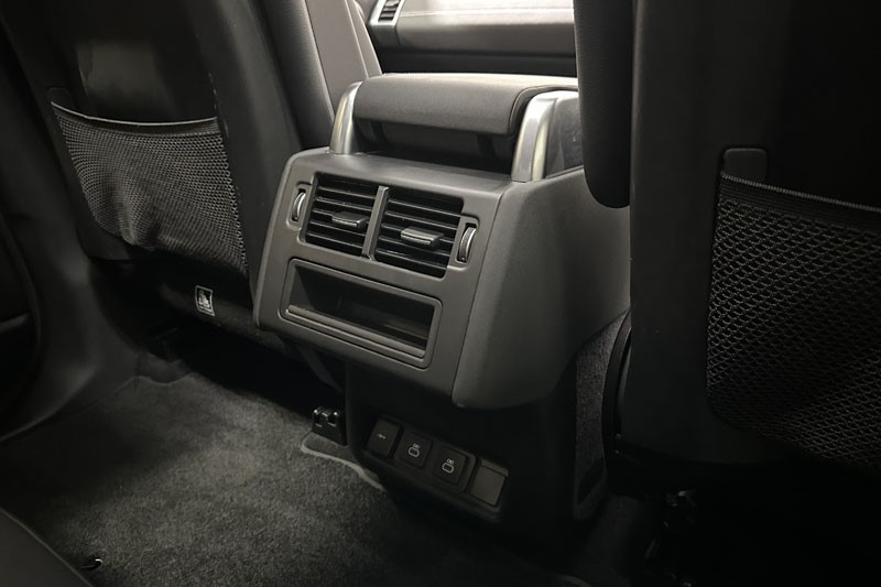 2022 (72) LAND ROVER DISCOVERY 3.0 D300 R-Dynamic SE 5dr Auto 4741612