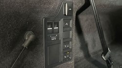 2022 (72) LAND ROVER DISCOVERY 3.0 D300 R-Dynamic SE 5dr Auto 4741647