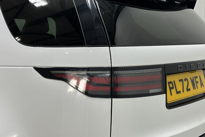 2022 (72) LAND ROVER DISCOVERY 3.0 D300 R-Dynamic SE 5dr Auto 4741649