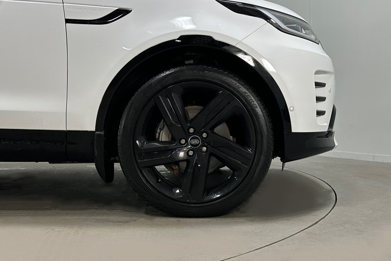 2022 (72) LAND ROVER DISCOVERY 3.0 D300 R-Dynamic SE 5dr Auto 4741608