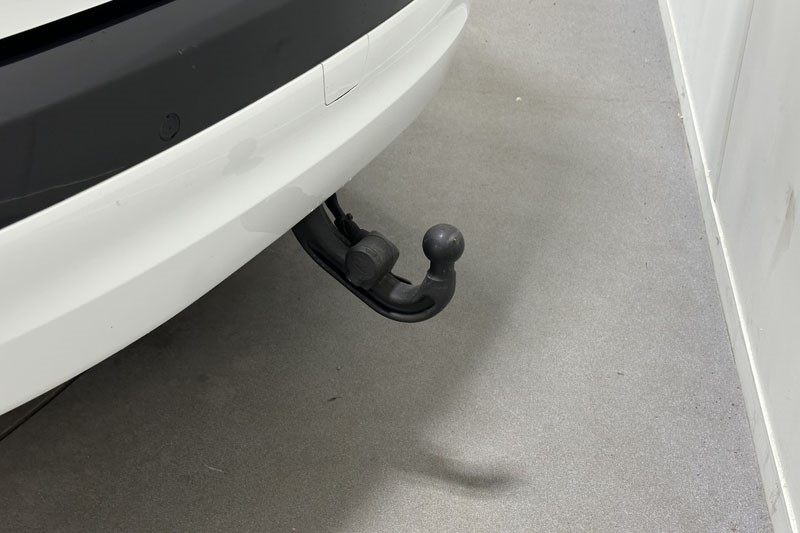 2022 (72) LAND ROVER DISCOVERY 3.0 D300 R-Dynamic SE 5dr Auto 4741650