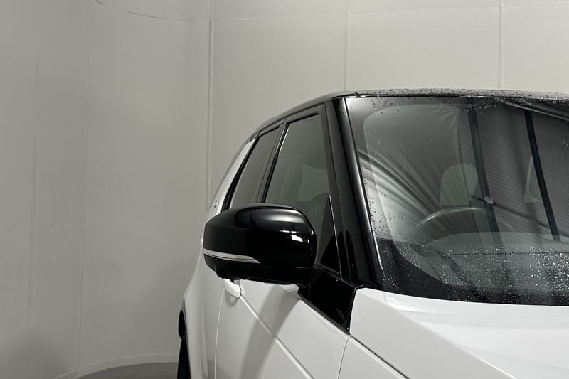 2022 (72) LAND ROVER DISCOVERY 3.0 D300 R-Dynamic SE 5dr Auto 4741654