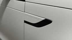 2022 (72) LAND ROVER DISCOVERY 3.0 D300 R-Dynamic SE 5dr Auto 4741655