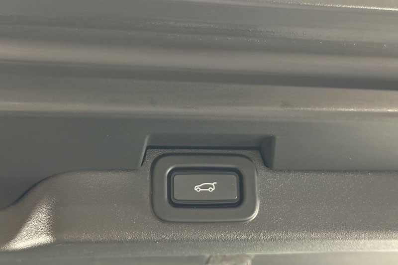 2022 (72) LAND ROVER DISCOVERY 3.0 D300 R-Dynamic SE 5dr Auto 4741648