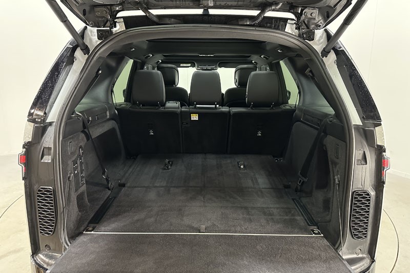 2022 (72) LAND ROVER DISCOVERY 3.0 D300 R-Dynamic SE 5dr Auto 4741644