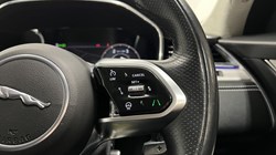 2021 (21) JAGUAR F-PACE 2.0 D200 R-Dynamic HSE 5dr Auto AWD 4746257