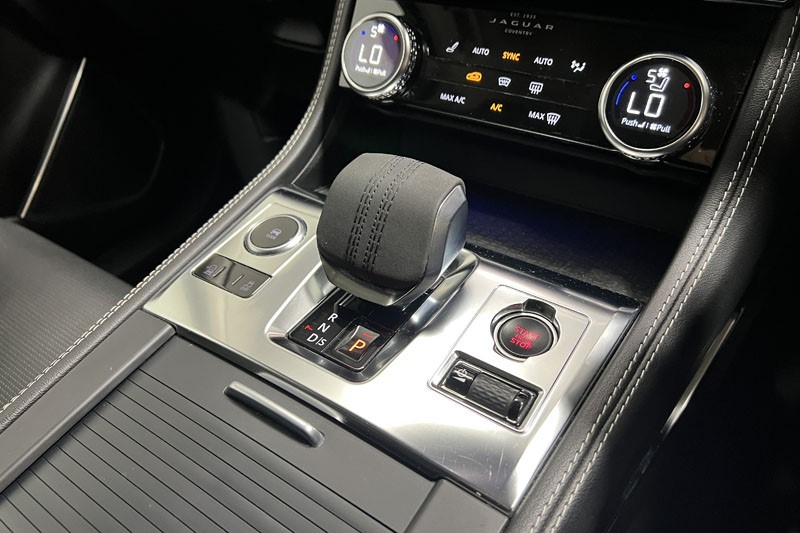2021 (21) JAGUAR F-PACE 2.0 D200 R-Dynamic HSE 5dr Auto AWD 4746259