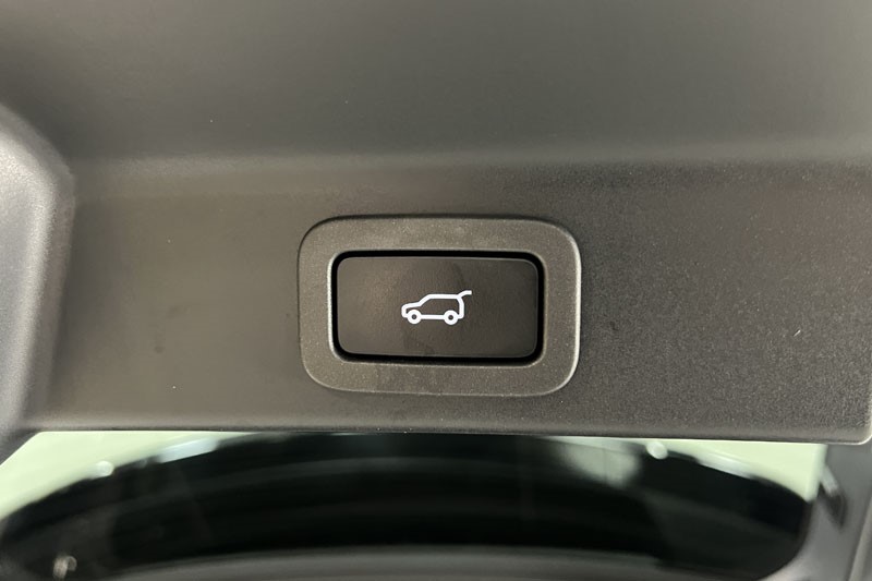 2021 (21) JAGUAR F-PACE 2.0 D200 R-Dynamic HSE 5dr Auto AWD 4746273