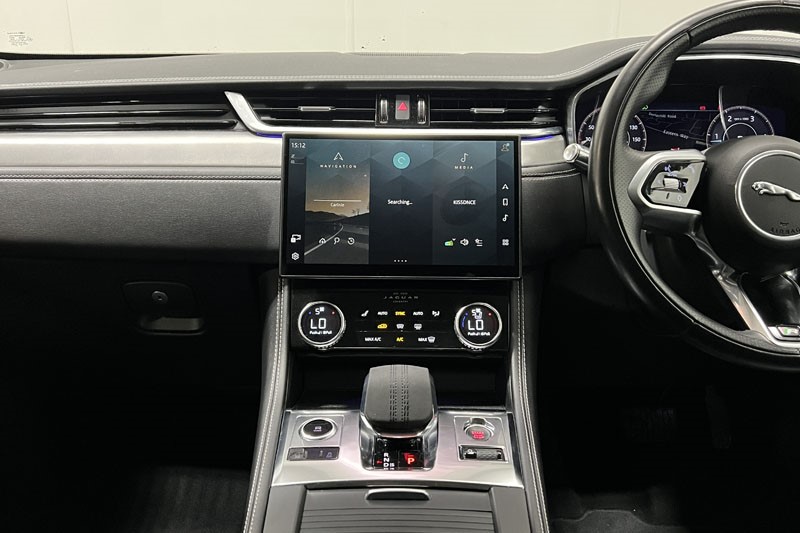 2021 (21) JAGUAR F-PACE 2.0 D200 R-Dynamic HSE 5dr Auto AWD 4746245