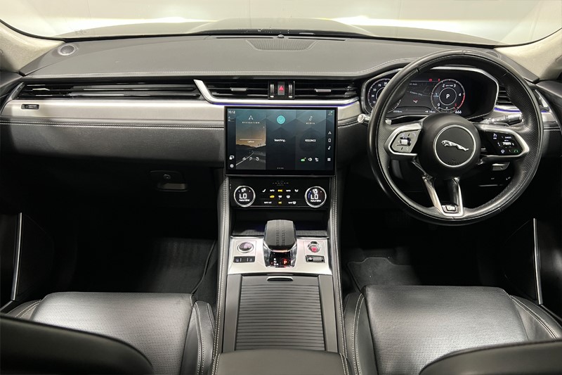 2021 (21) JAGUAR F-PACE 2.0 D200 R-Dynamic HSE 5dr Auto AWD 4746244