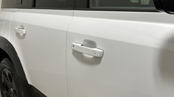 2022 (72) LAND ROVER DEFENDER 3.0 D250 X-Dynamic HSE 110 5dr Auto 4740026