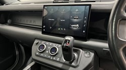 2022 (72) LAND ROVER DEFENDER 3.0 D250 X-Dynamic HSE 110 5dr Auto 4740004