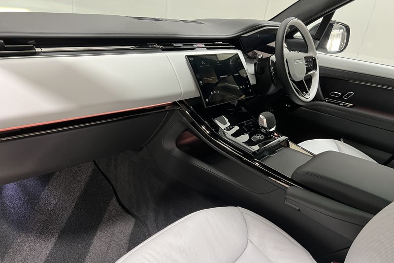 2025 (75) LAND ROVER RANGE ROVER SPORT 4.4 P530 V8 Autobiography 5dr Auto 4755947