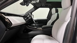 2025 (75) LAND ROVER RANGE ROVER SPORT 4.4 P530 V8 Autobiography 5dr Auto 4755911