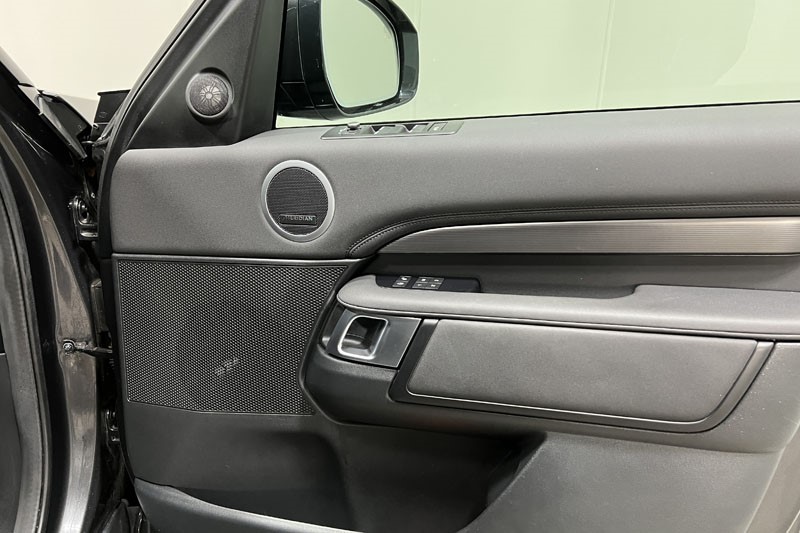 2019 (69) LAND ROVER DISCOVERY 3.0 SDV6 HSE 5dr Auto 4854529