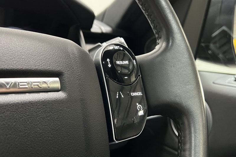 2019 (69) LAND ROVER DISCOVERY 3.0 SDV6 HSE 5dr Auto 4854538