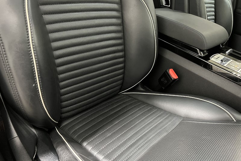 2019 (69) LAND ROVER DISCOVERY 3.0 SDV6 HSE 5dr Auto 4854534