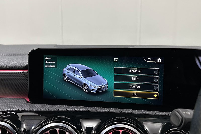 2022 (22) MERCEDES-BENZ A CLASS A200d AMG Line Executive Edition 5dr Auto 4797699