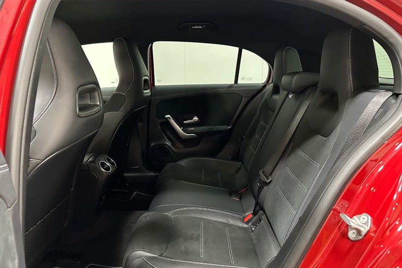 2022 (22) MERCEDES-BENZ A CLASS A200d AMG Line Executive Edition 5dr Auto 4797673