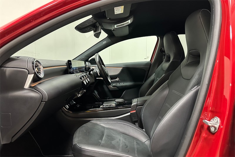 2022 (22) MERCEDES-BENZ A CLASS A200d AMG Line Executive Edition 5dr Auto 4797672