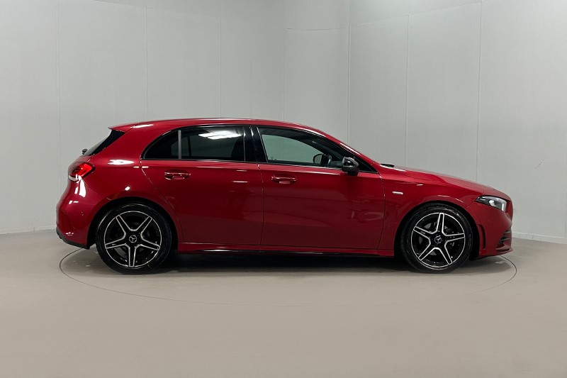 2022 (22) MERCEDES-BENZ A CLASS A200d AMG Line Executive Edition 5dr Auto 4797674