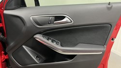 2020 (69) MERCEDES-BENZ GLA 180 AMG Line Edition 5dr Auto 4811858