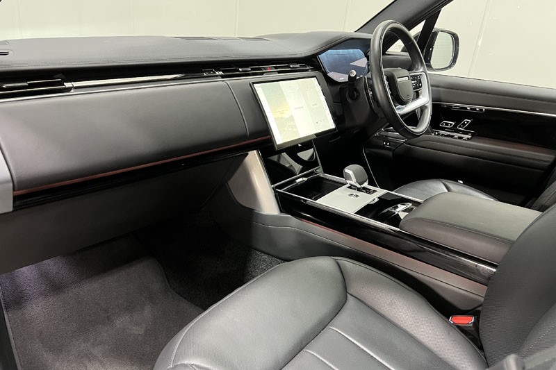 2024 (24) LAND ROVER RANGE ROVER 3.0 D300 HSE 4dr Auto 4936502