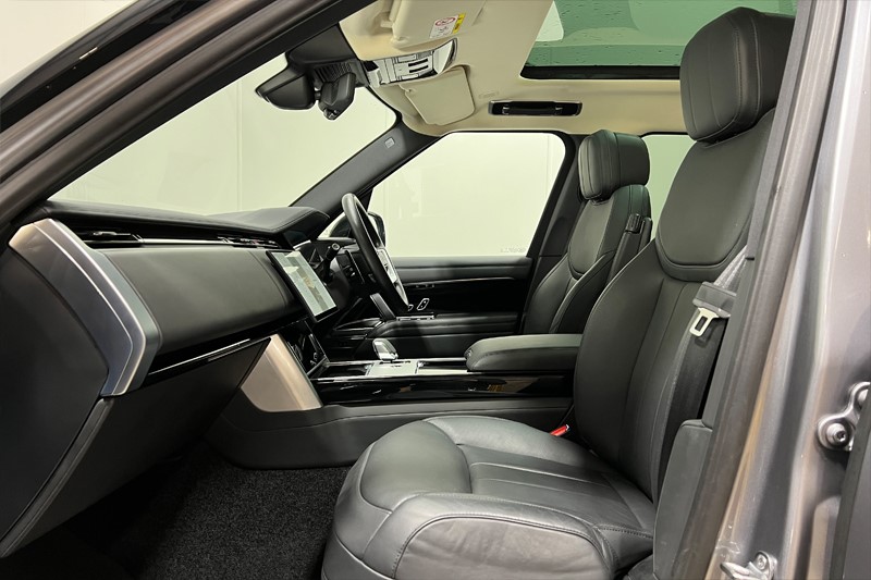 2024 (24) LAND ROVER RANGE ROVER 3.0 D300 HSE 4dr Auto 4936467