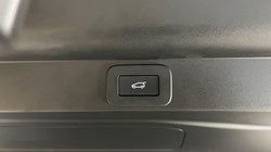 2024 (24) LAND ROVER RANGE ROVER 3.0 D300 HSE 4dr Auto 4936510