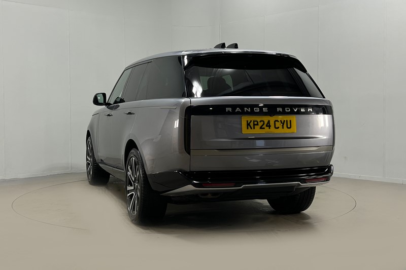 2024 (24) LAND ROVER RANGE ROVER 3.0 D300 HSE 4dr Auto