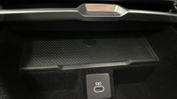 2024 (24) LAND ROVER RANGE ROVER 3.0 D300 HSE 4dr Auto 4936489