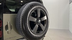 2024 (73) LAND ROVER DEFENDER 3.0 D250 X-Dynamic HSE 90 3dr Auto 4852108