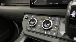 2024 (73) LAND ROVER DEFENDER 3.0 D250 X-Dynamic HSE 90 3dr Auto 4852095