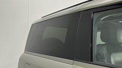 2024 (73) LAND ROVER DEFENDER 3.0 D250 X-Dynamic HSE 90 3dr Auto 4852110