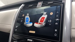 2024 (24) LAND ROVER DISCOVERY 3.0 D350 Dynamic HSE 5dr Auto 4845372