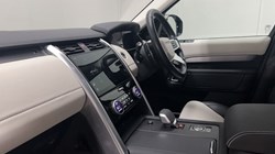 2024 (24) LAND ROVER DISCOVERY 3.0 D350 Dynamic HSE 5dr Auto 4845375