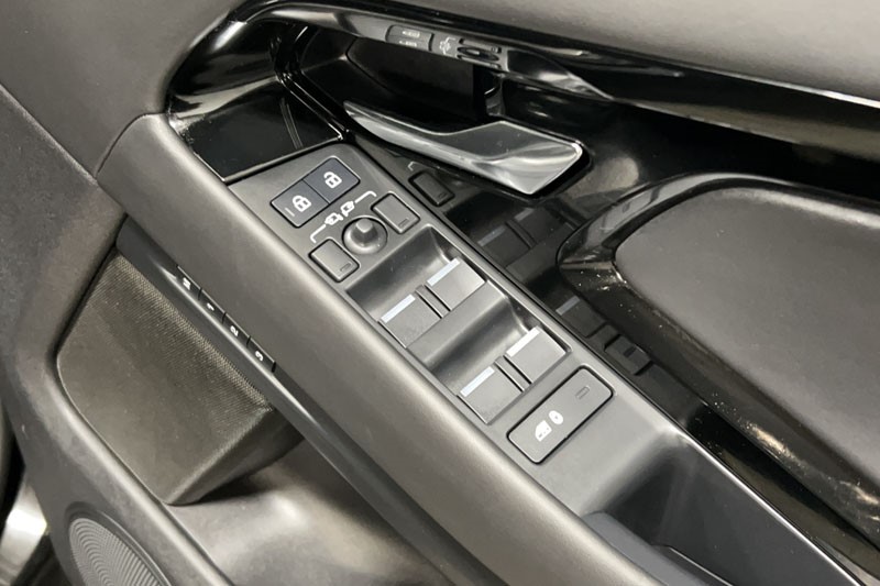 2023 (73) LAND ROVER RANGE ROVER EVOQUE 1.5 P300e Dynamic HSE 5dr Auto 4829742