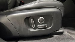 2021 (71) LAND ROVER RANGE ROVER EVOQUE 1.5 P300e R-Dynamic SE 5dr Auto 4819720