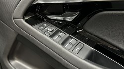 2022 (22) LAND ROVER RANGE ROVER EVOQUE 2.0 D165 S 5dr 2WD 4800647