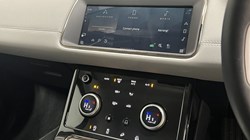 2022 (22) LAND ROVER RANGE ROVER EVOQUE 2.0 D200 R-Dynamic SE 5dr Auto 4795490