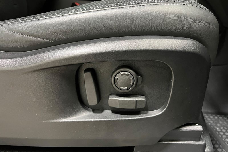 2023 (23) LAND ROVER DEFENDER 5.0 P525 V8 Carpathian Edition 90 3dr Auto 4790271