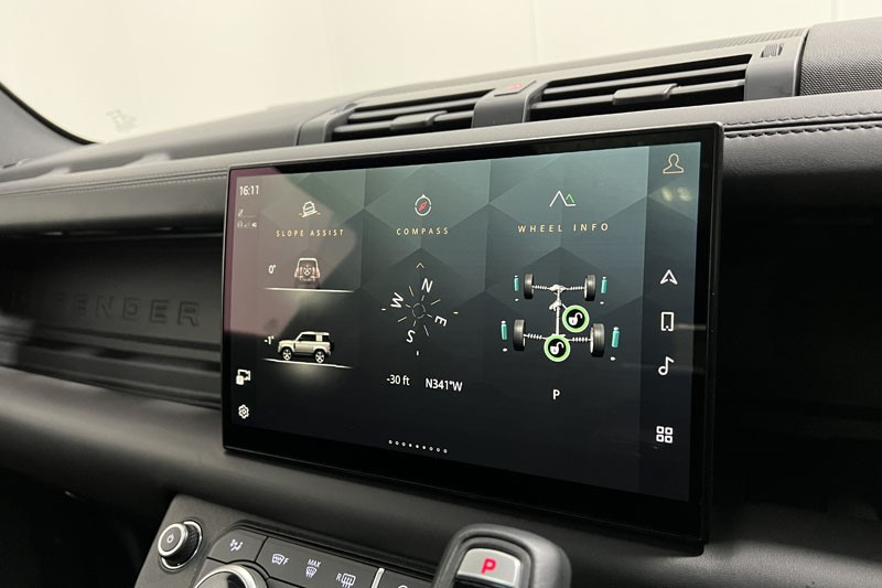 2023 (23) LAND ROVER DEFENDER 5.0 P525 V8 Carpathian Edition 90 3dr Auto 4790287