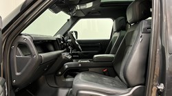 2023 (23) LAND ROVER DEFENDER 5.0 P525 V8 Carpathian Edition 90 3dr Auto 4790257