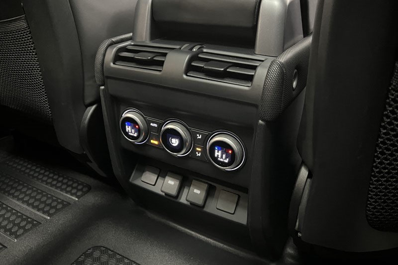 2023 (23) LAND ROVER DEFENDER 5.0 P525 V8 Carpathian Edition 90 3dr Auto 4790266