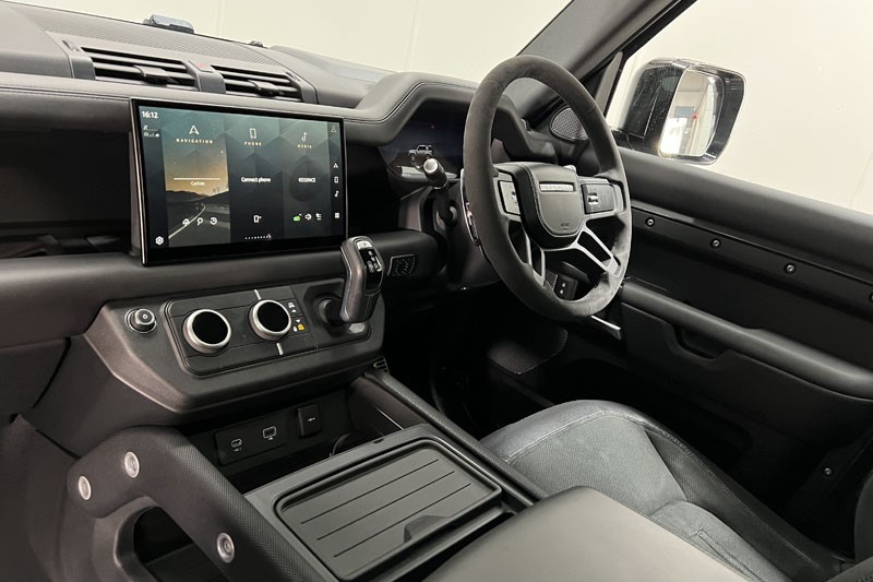 2023 (23) LAND ROVER DEFENDER 5.0 P525 V8 Carpathian Edition 90 3dr Auto 4790295