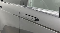 2023 (23) LAND ROVER RANGE ROVER EVOQUE 1.5 P300e R-Dynamic SE 5dr Auto 4795955